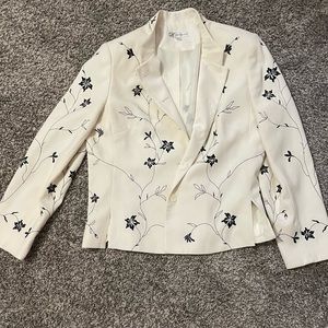 Cream floral suit jacket